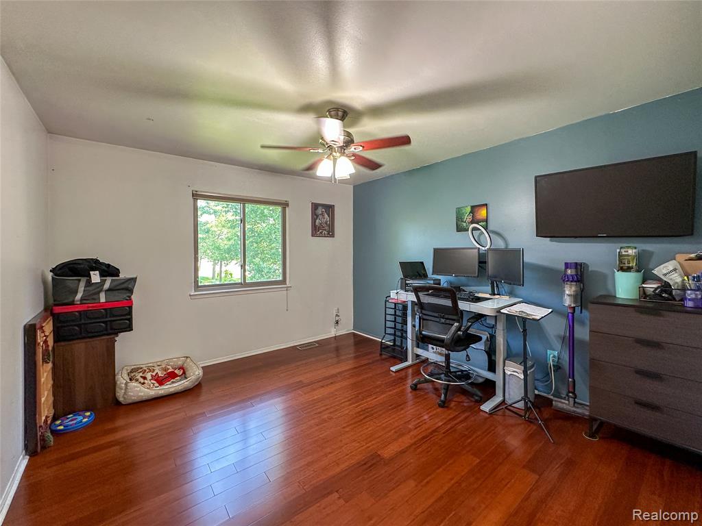 3715 Old Creek Road, Troy, MI 48084 — Photo 9