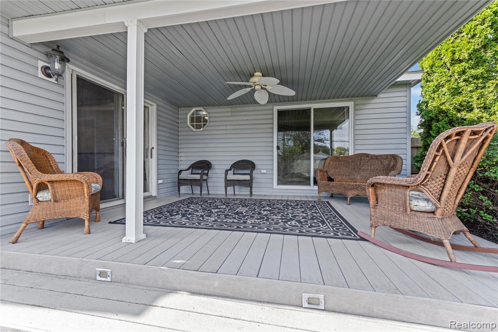25419 Montebello Drive, Woodhaven, MI 48183 — Photo 25