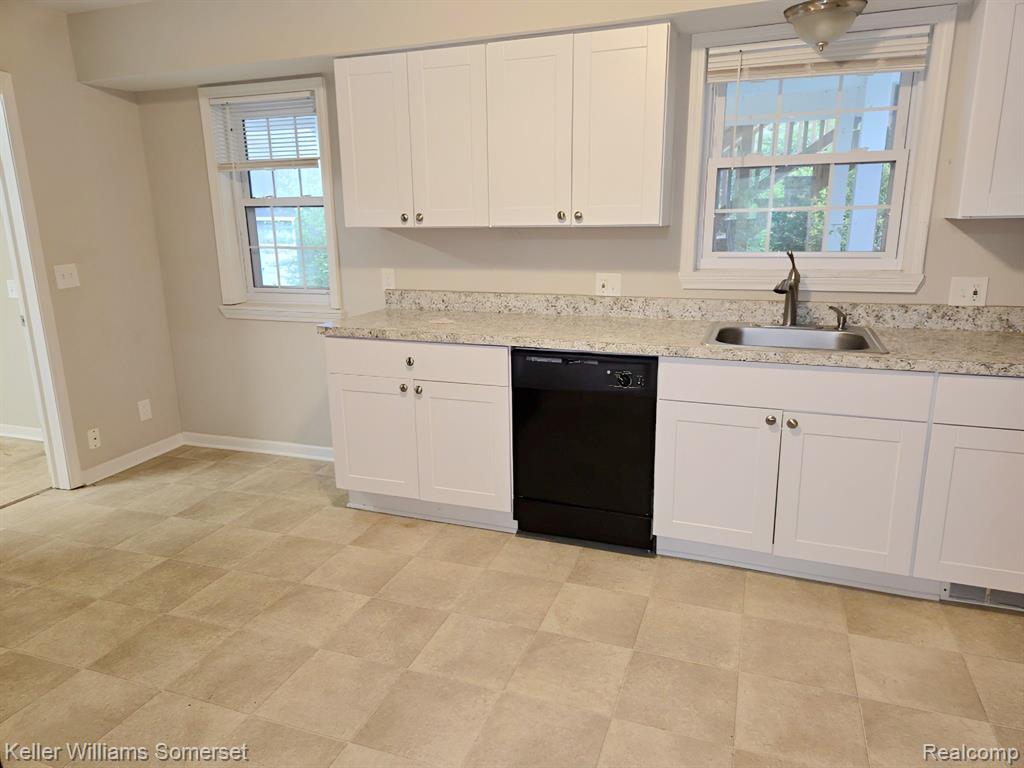 5251 23 MILE Road, Shelby Twp, MI 48316 — Photo 13