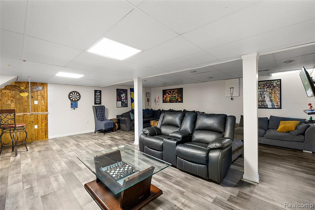 19208 W 11 Mile Road, Lathrup Village, MI 48076 — Photo 48
