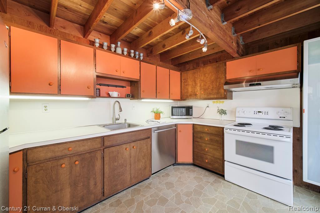 4450 W FOX FARM Road, Manistee, MI 49660 — Photo 20