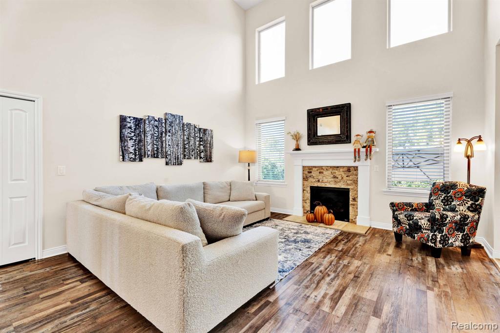 50093 Oakbrooke Drive, New Baltimore, MI 48047 — Photo 17