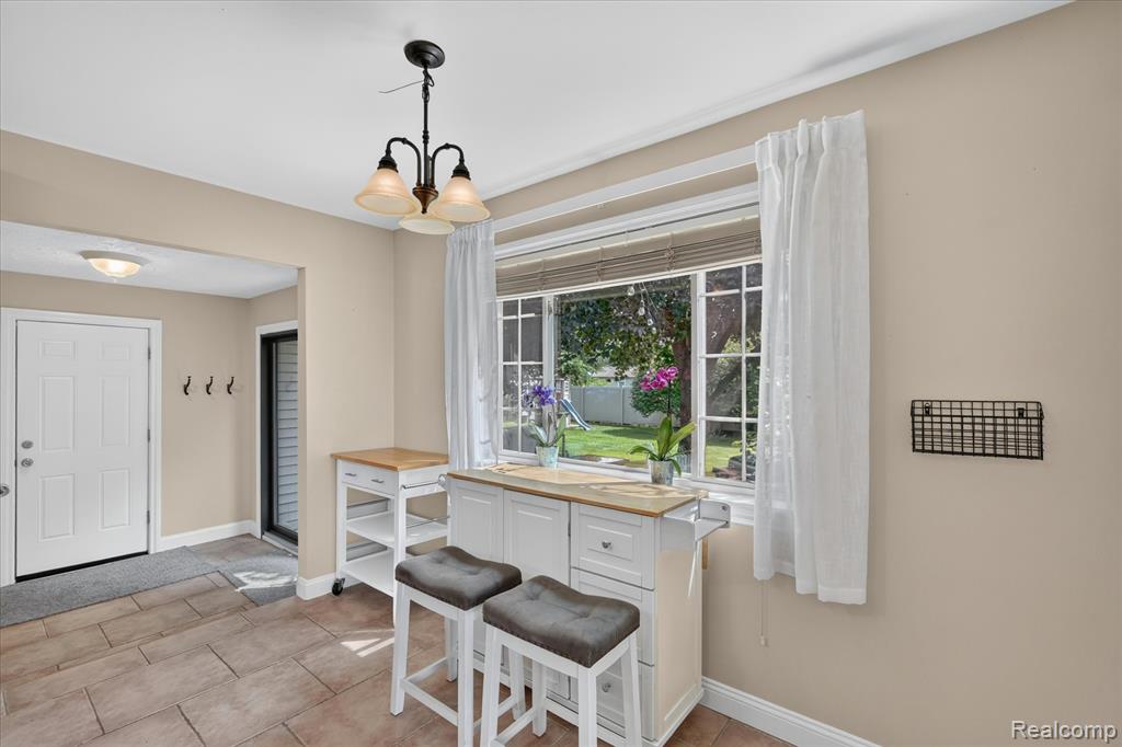 6409 Hollyhock Trail, Brighton, MI 48116 — Photo 9