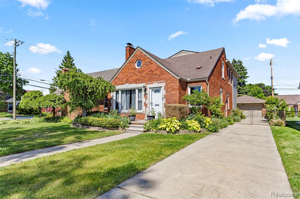 450 N Denwood Street, Dearborn, MI 48128 — front exterior
