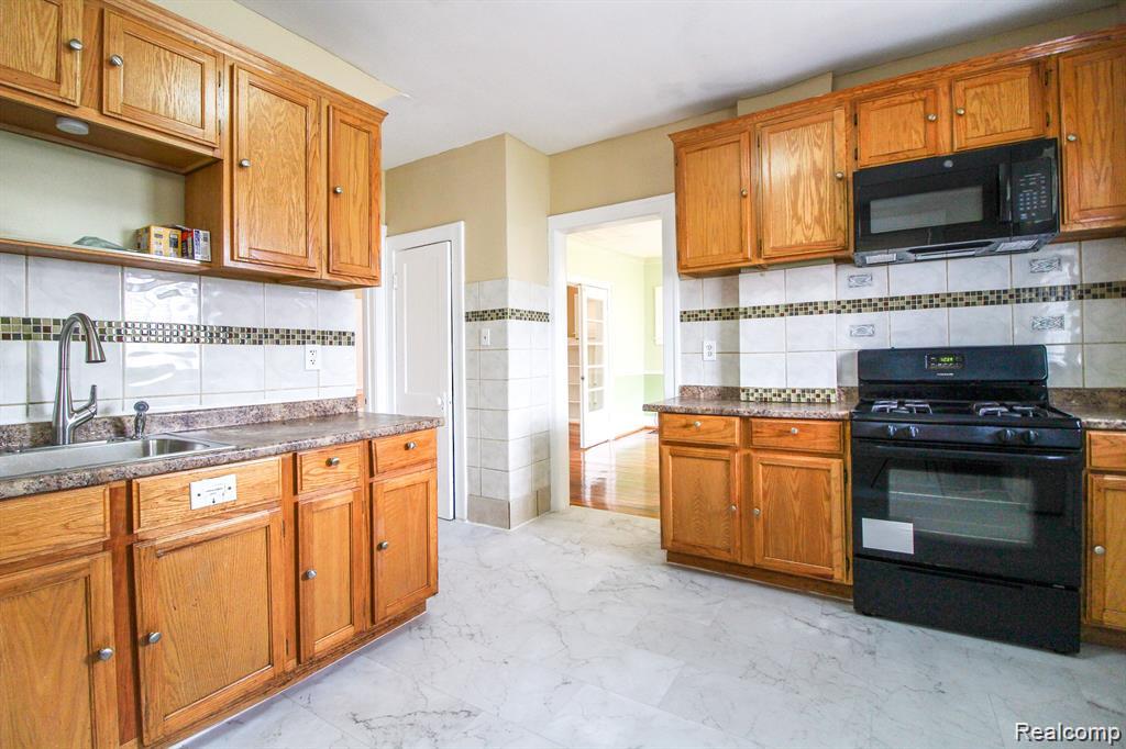1612 Atkinson Street, Detroit, MI 48206 — Photo 16