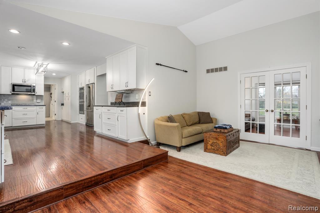 6709 Heatheridge Drive, Saline, MI 48176 — Photo 15