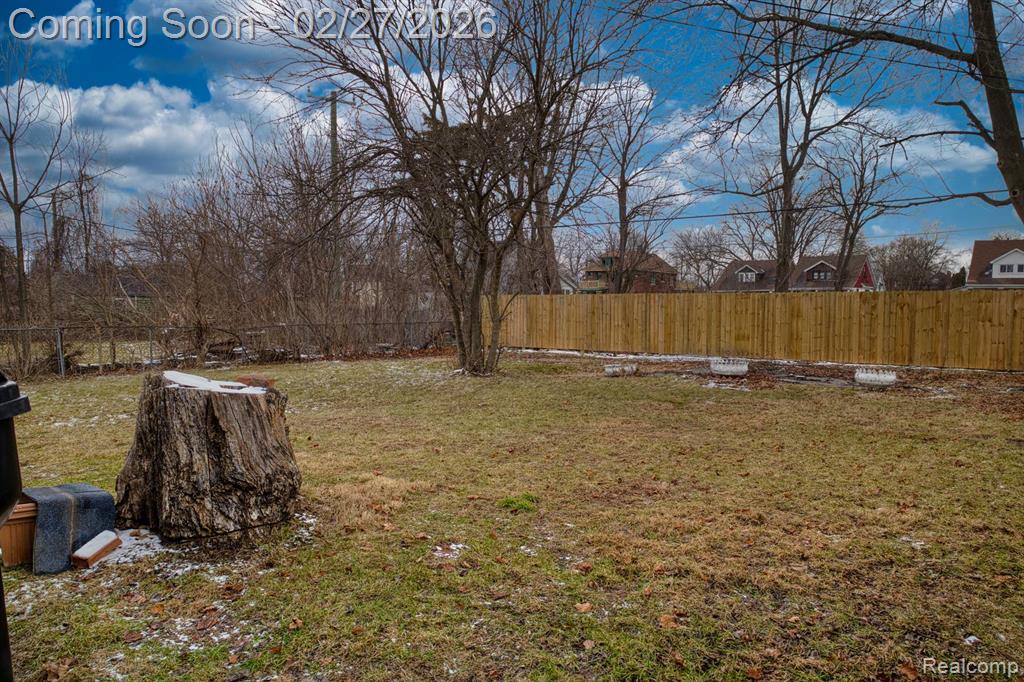 4518 Bewick Street, Detroit, MI 48214 — Photo 19