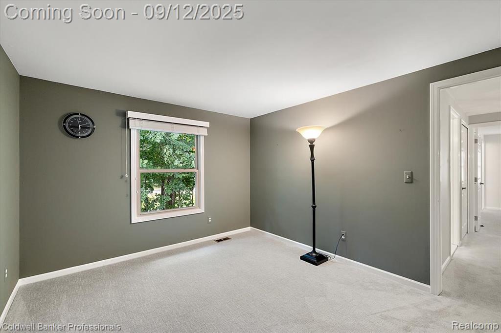 49238 Plum Tree Drive, Plymouth, MI 48170 — Photo 36