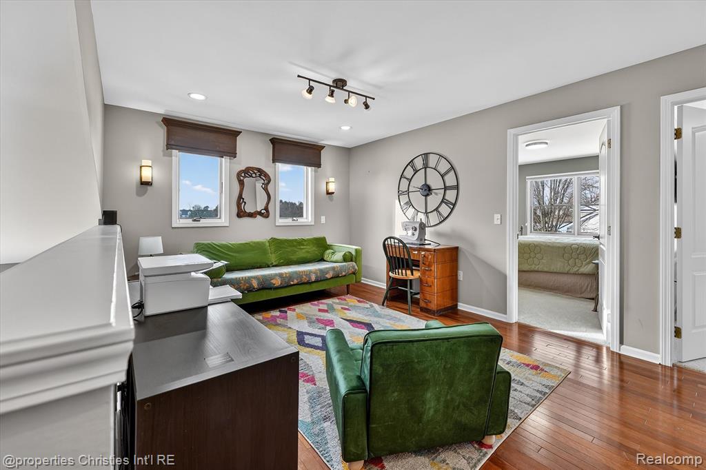 45653 TOURNAMENT Drive N, Northville, MI 48168 — Photo 40