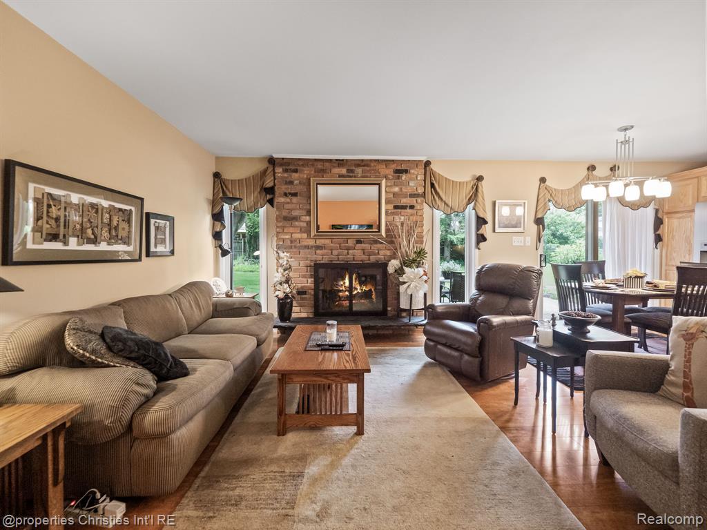 41642 Sycamore Drive, Novi, MI — Photo 14