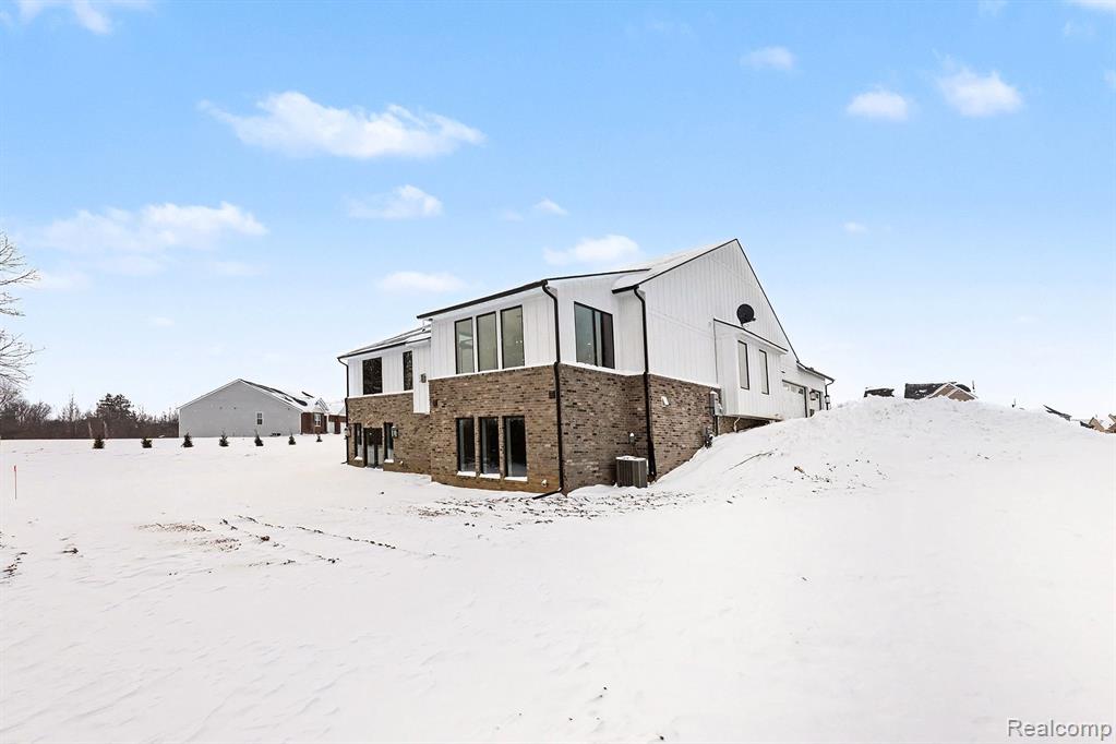 71719 Hidden River Drive, Armada, MI — Photo 44