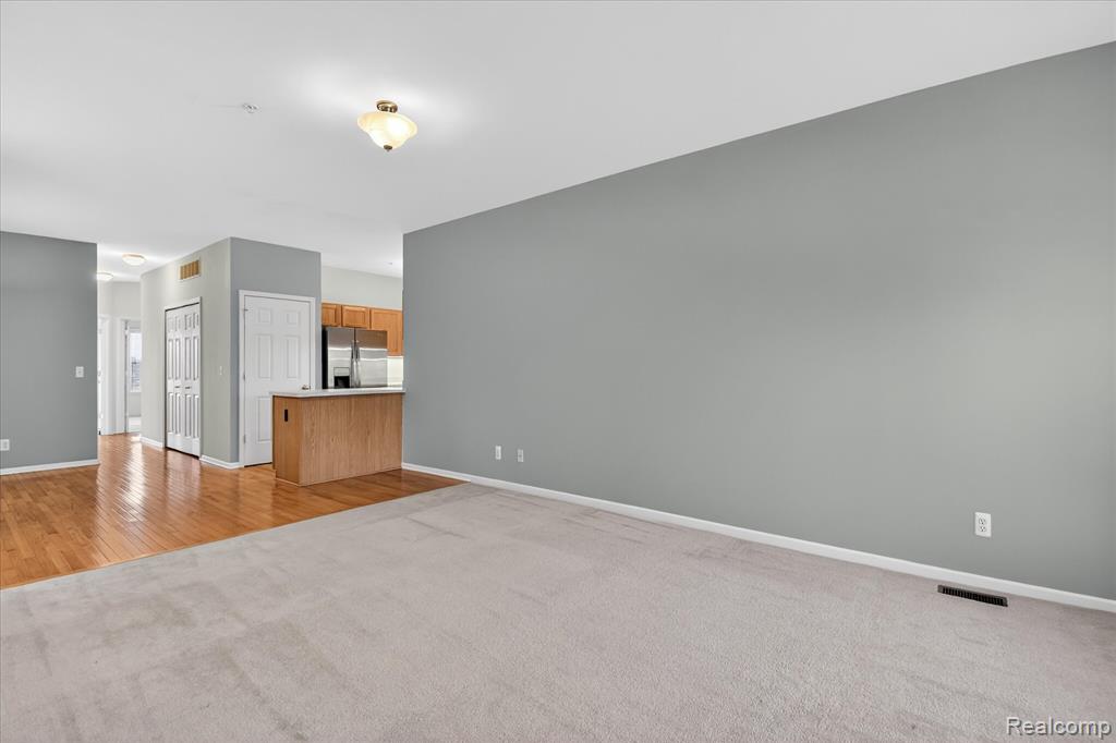 41602 Hamlet Lane, Novi, MI — Photo 6