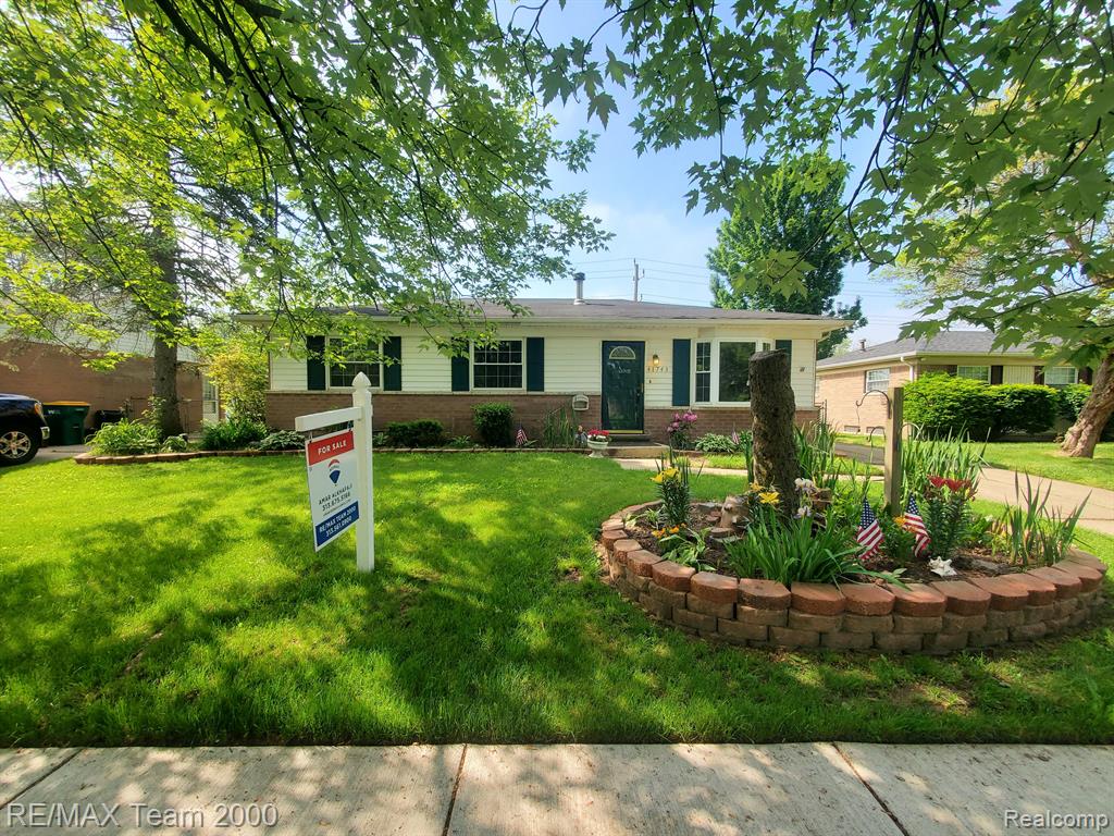 41743 MCKINLEY Street, Van Buren, MI 48111 — Photo 3