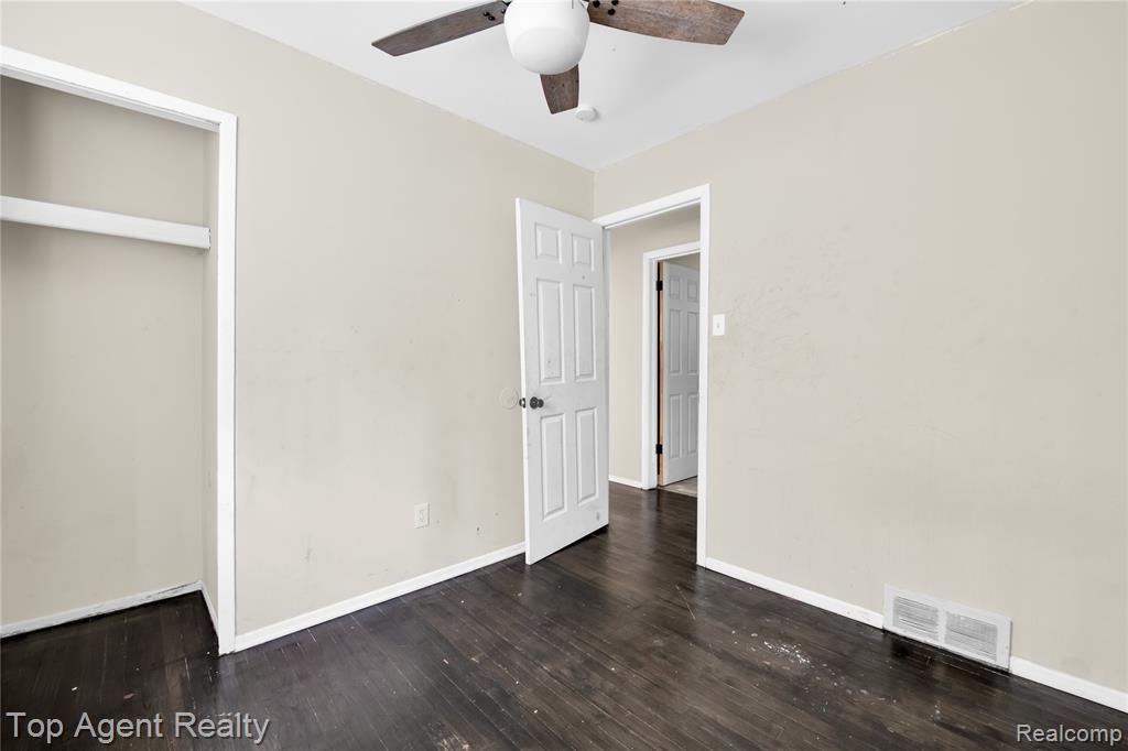 4123 BURTON Street, Inkster, MI 48141 — Photo 9