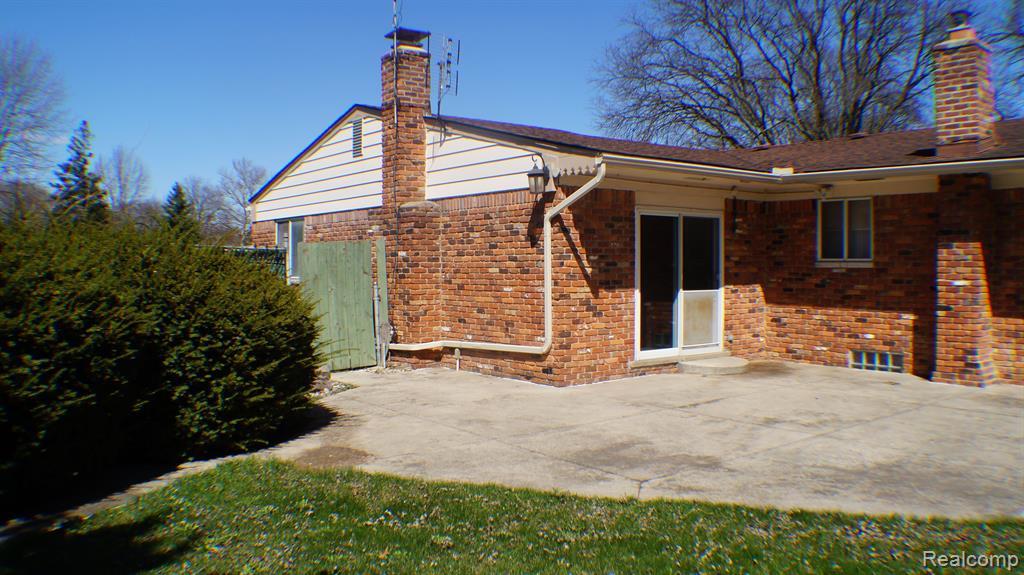 4609 CALVERT Court, Troy, MI 48085 — Photo 47