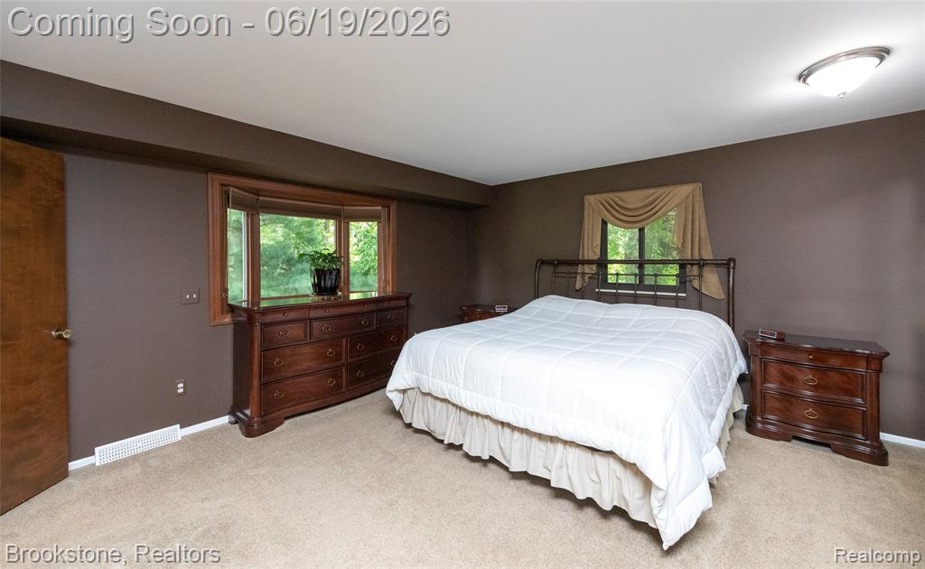 12168 CARRIAGE TRAIL Circle, Davisburg, MI 48350 — Photo 31