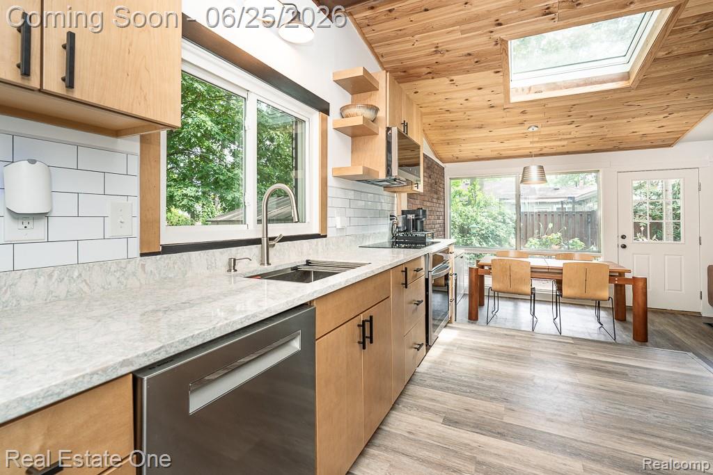 23540 Majestic, Oak Park, MI 48237 — Photo 14