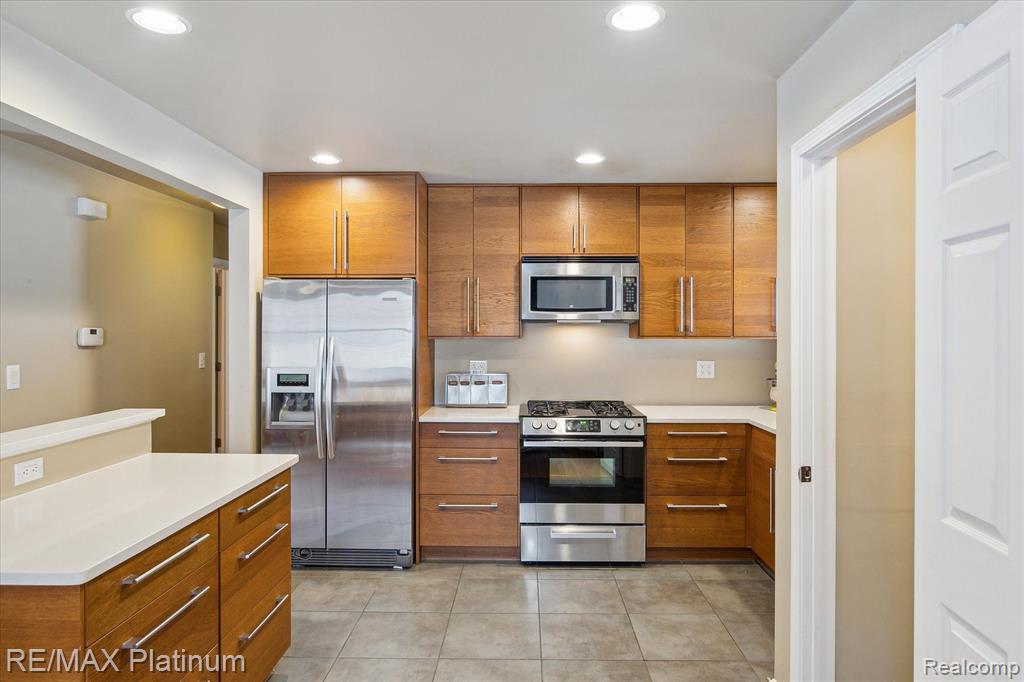 2123 Winewood Avenue, Ann Arbor, MI 48103 — Photo 16