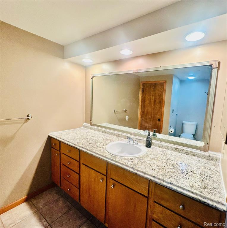 29720 CITY CENTER Drive, 4, Warren, MI 48093 — Photo 15