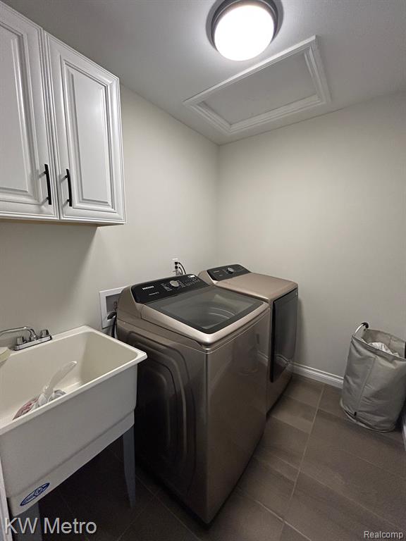 2323 E MAPLE Road, Troy, MI 48083 — Photo 16