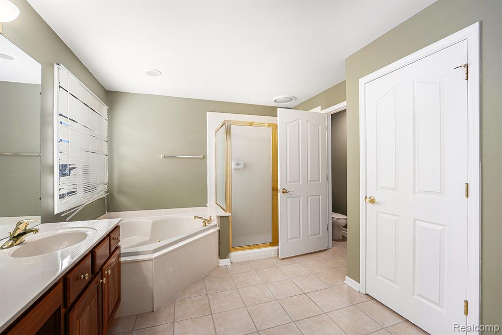 45247 OAK FOREST Drive, Northville, MI 48168 — Photo 8