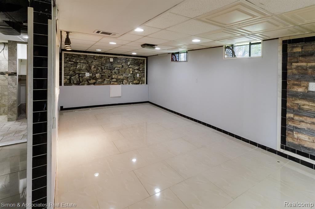 6200 PAYNE Avenue, Dearborn, MI 48126 — Photo 33