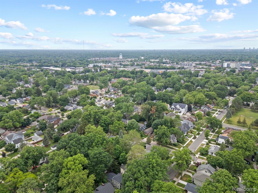 902 E 6th Street, Royal Oak, MI 48067 — Photo 36