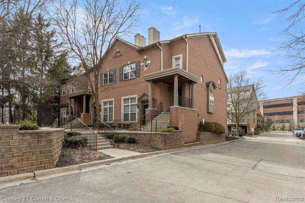 43 W VILLAGE Lane, Dearborn, MI 48124 — Photo 30