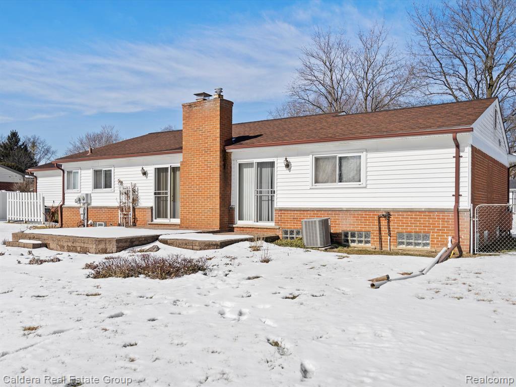 87 CARTER Drive, Troy, MI 48098 — Photo 26