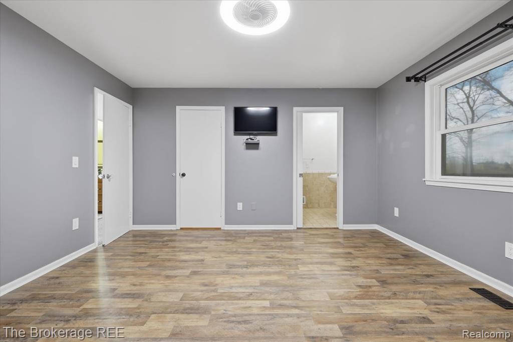 8254 Nichols Road, Gaines Vlg, MI 48436 — Photo 27