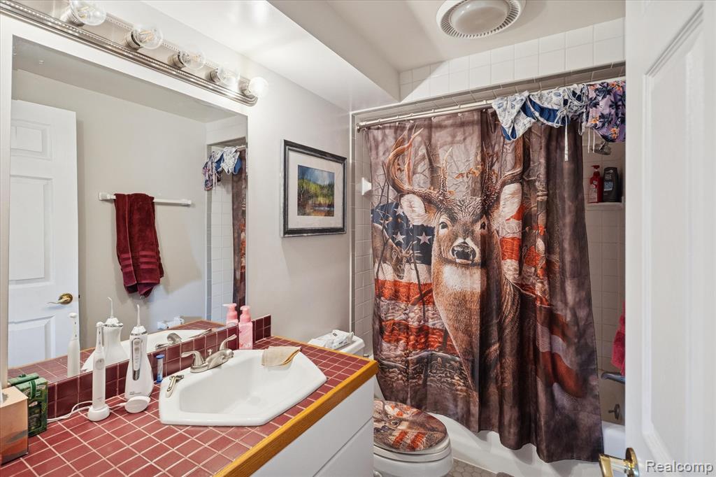 4000 S Sheldon Road, Canton, MI 48188 — Photo 38