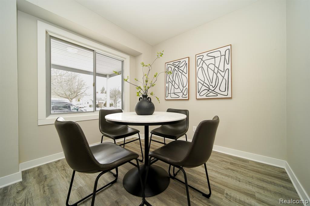 19348 Woodcrest Street, Harper Woods, MI 48225 — Photo 16