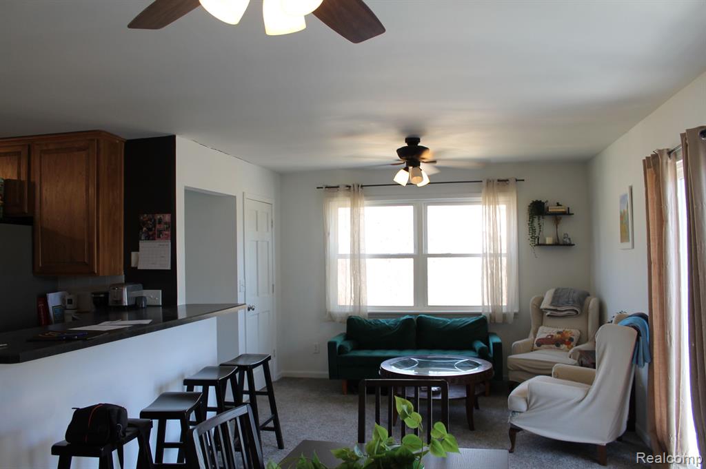 9611 WHITEWOOD Road, Pinckney, MI 48169 — Photo 14