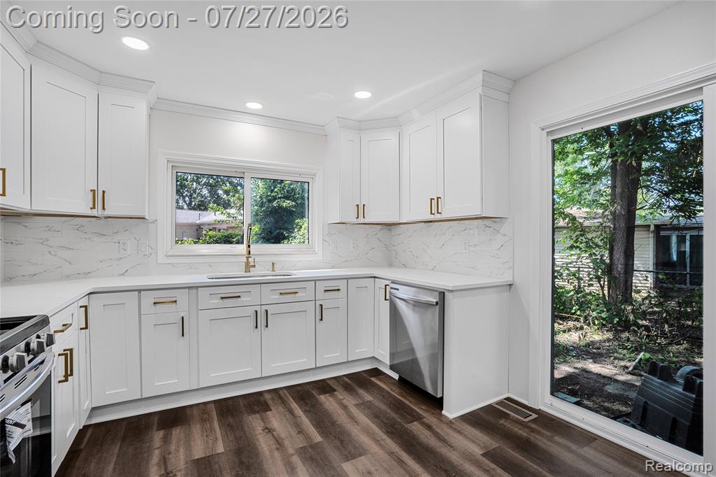 1558 Andrea Street, Ypsilanti, MI 48198 — Photo 8