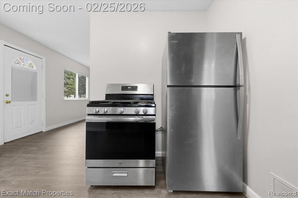 674 Parkwood Avenue, Pontiac, MI 48340 — Photo 12