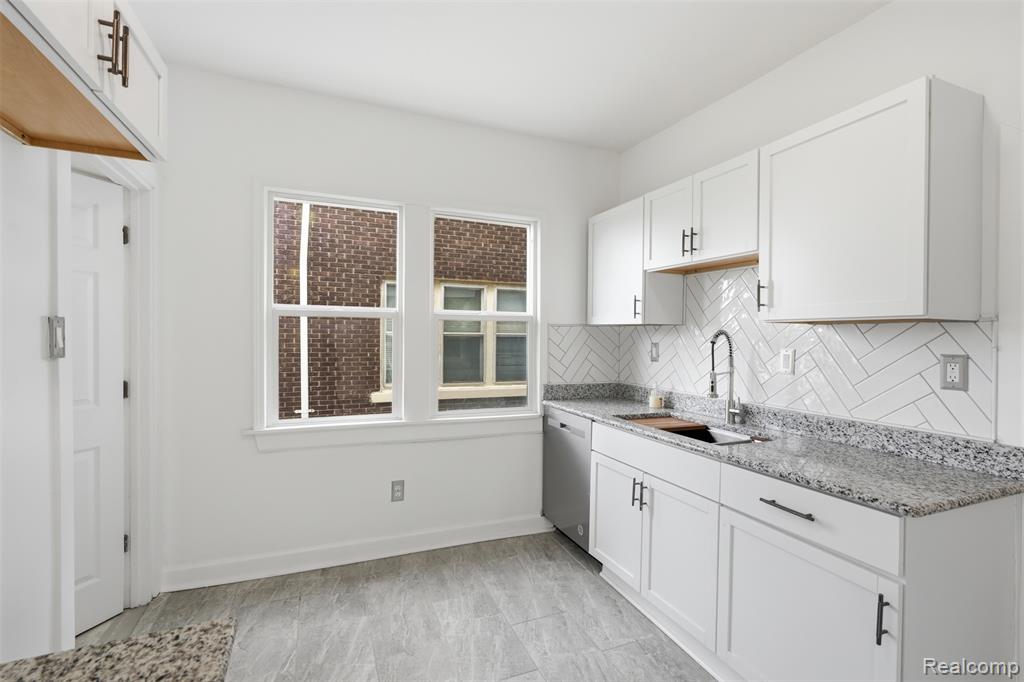 725 Lakewood Street, Detroit, MI 48215 — Photo 13