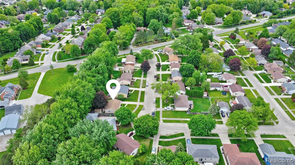 42428 Greenbrier Lane, Clinton Twp, MI 48038 — Photo 44