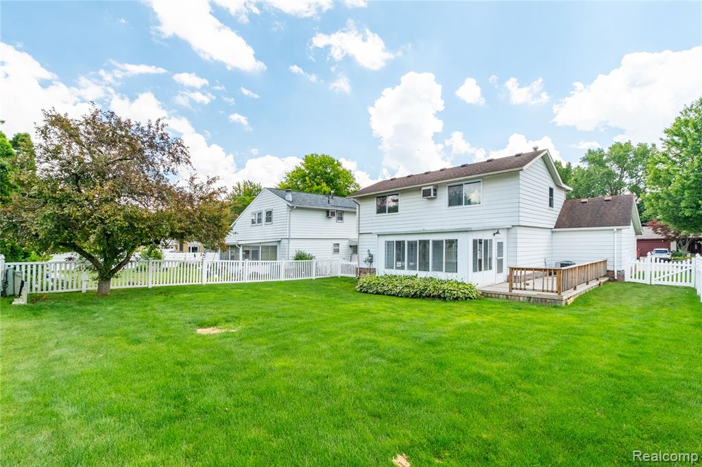42352 Park Ridge Road, Novi, MI — Photo 35