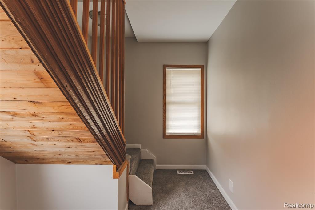 15765 Nicolai Avenue, Eastpointe, MI 48021 — Photo 5
