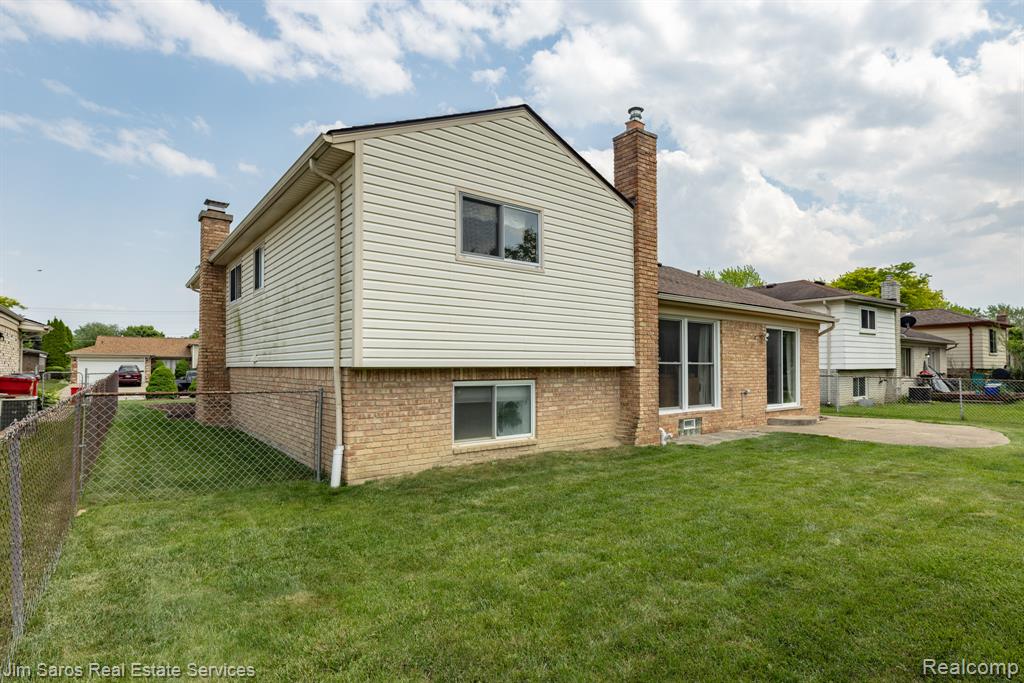 47425 Barbara Road, Macomb, MI 48044 — Photo 4