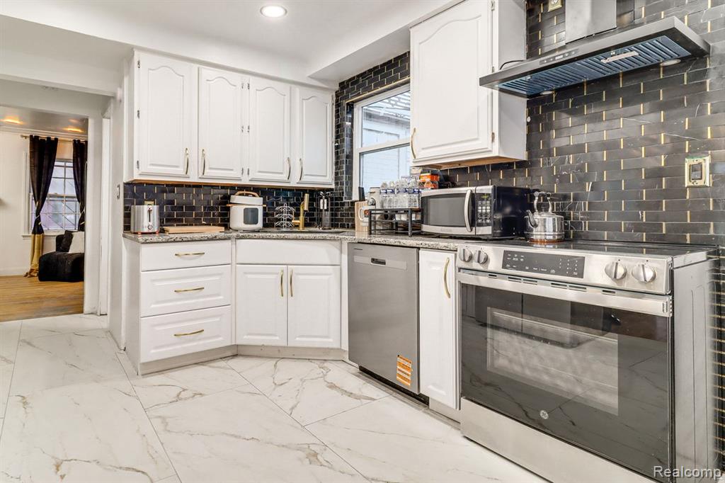 14010 Artesian Street, Detroit, MI 48223 — Photo 11