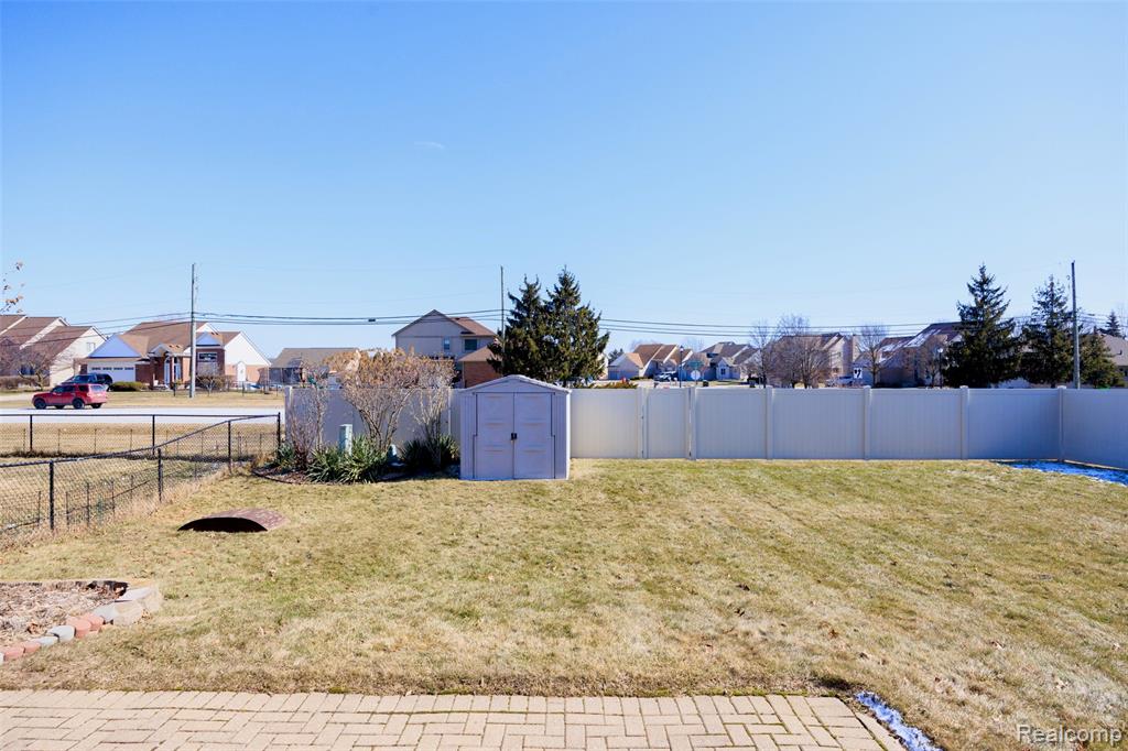 53198 Spurry Lane, Chesterfield, MI — Photo 38