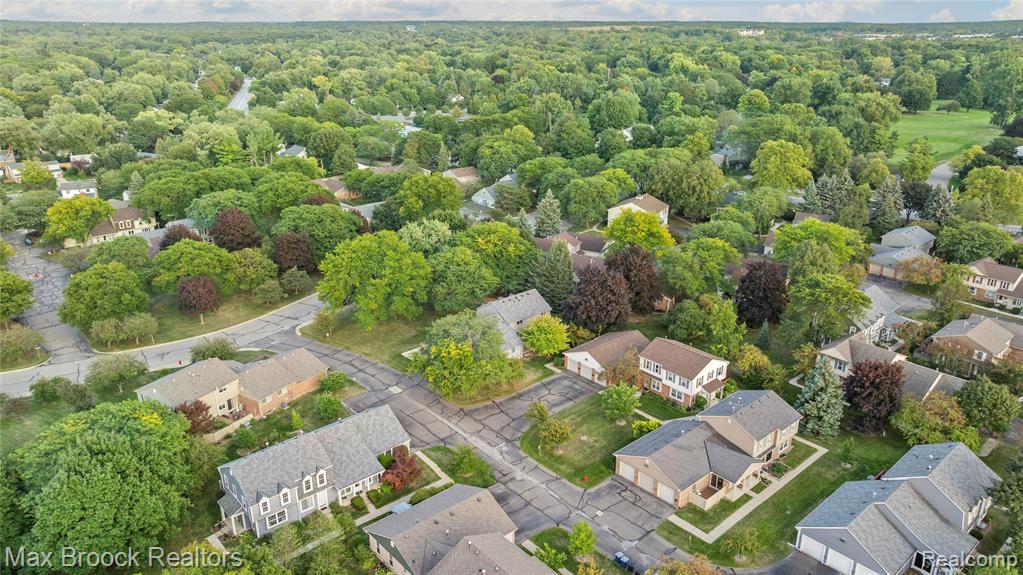 2846 Bombridge Court, Ann Arbor, MI 48104 — Photo 49