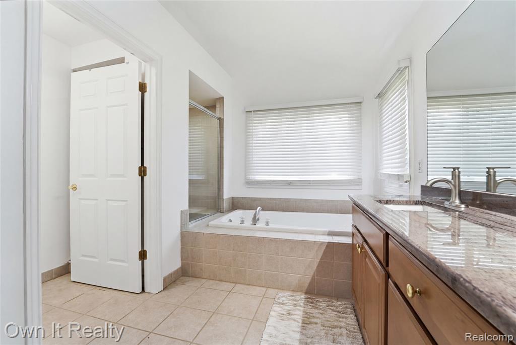 48280 Gladstone Road, Canton, MI 48188 — Photo 37