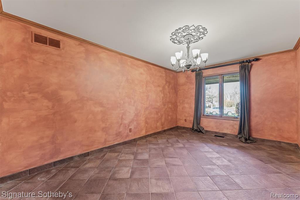 6571 Deer Ridge Drive, Clarkston, MI 48348 — Photo 18