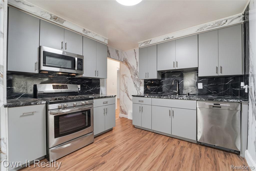 8290 Stout Street, Detroit, MI 48228 — Photo 8