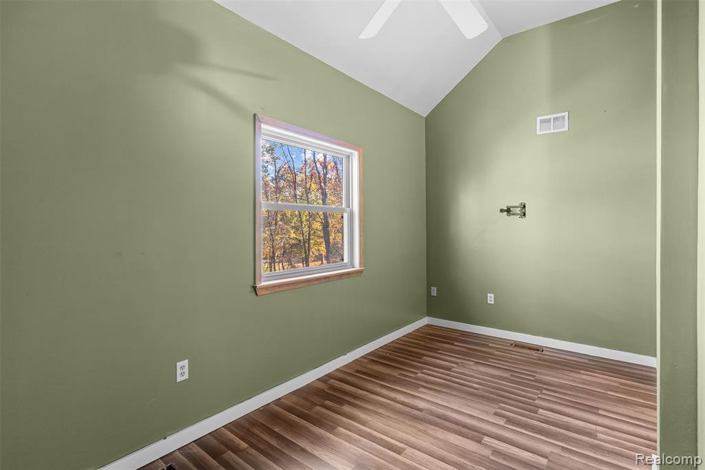 12266 Lillie Road, Byron, MI 48418 — Photo 28