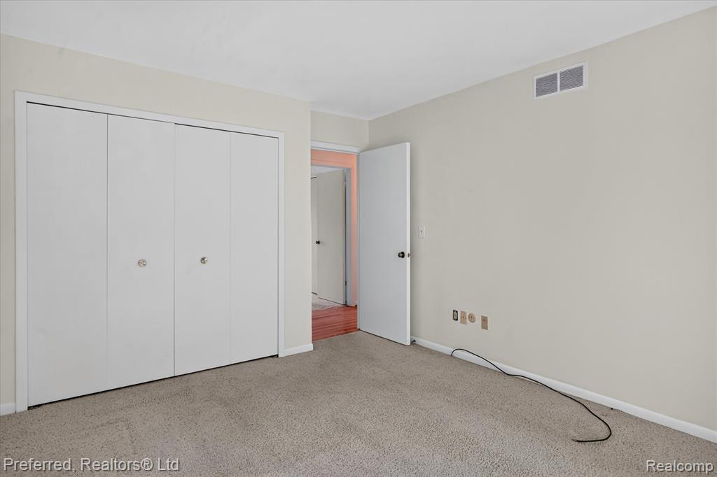 5524 Lawrence Court, Pinckney, MI 48169 — Photo 23
