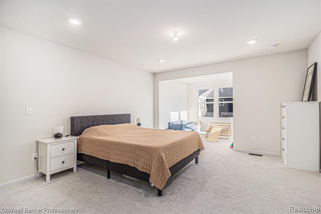 2850 Fairgrove Crescent Drive, Ann Arbor, MI 48108 — Photo 14