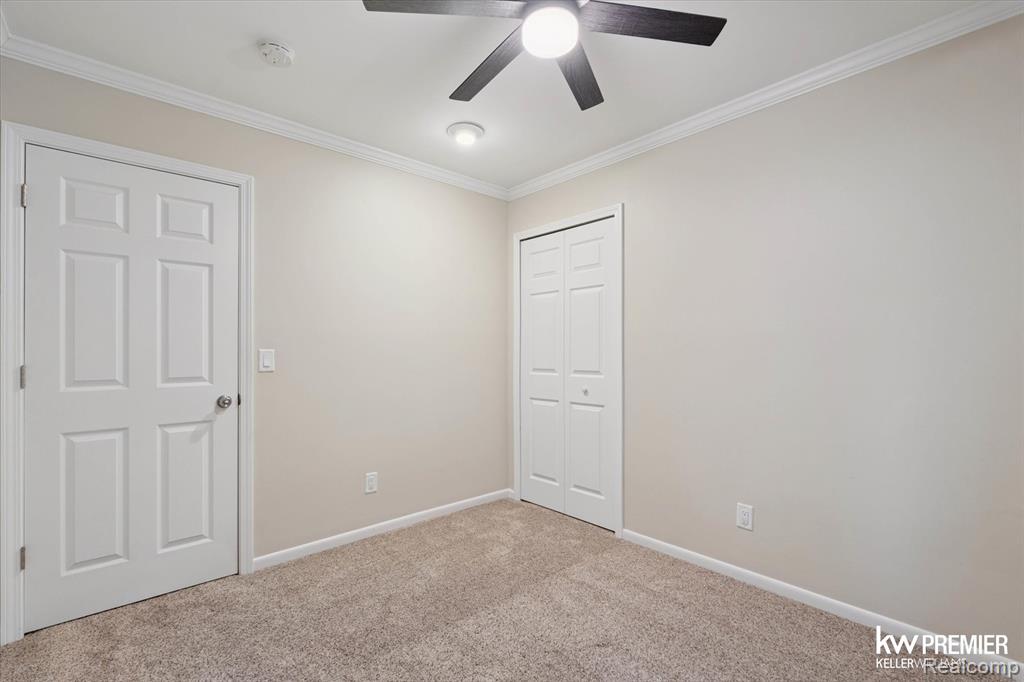 4810 Hobson Avenue, Waterford, MI 48328 — Photo 14